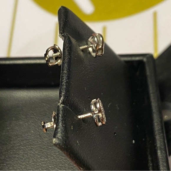 10K White Gold Valentine's Day Heart Shaped Studs - Picture 6 of 10